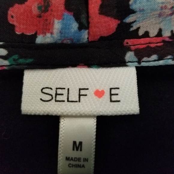 NWOT-M Black Floral Hoodie - Picture 5 of 8